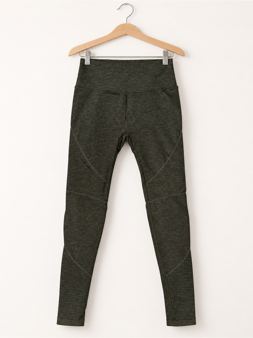 Alphalete Green Performance Leggings
